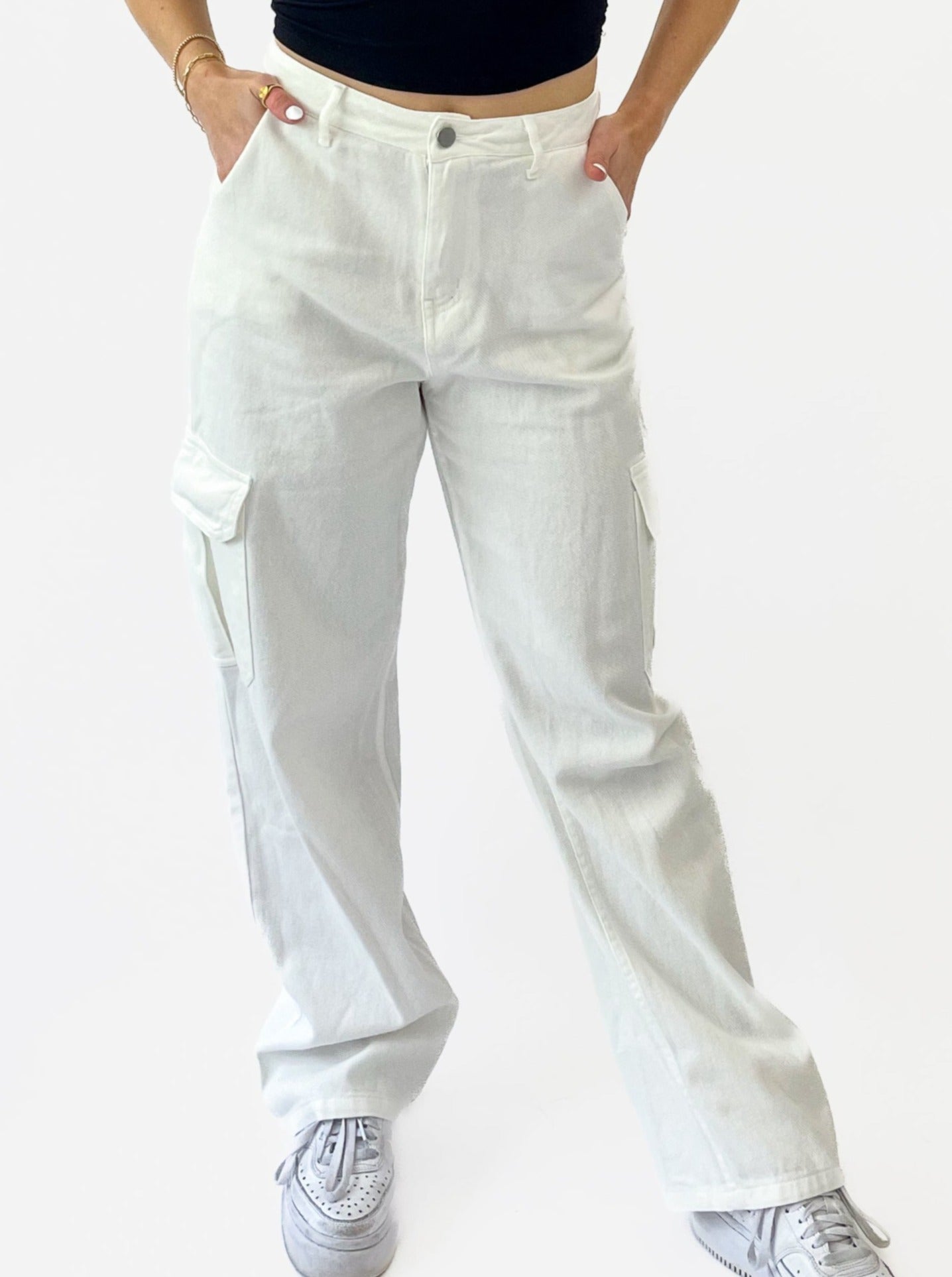 White Cargos