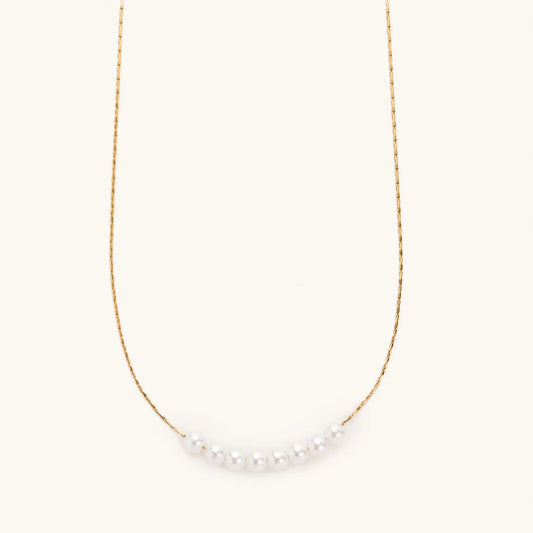 Dainty Pearl Necklace